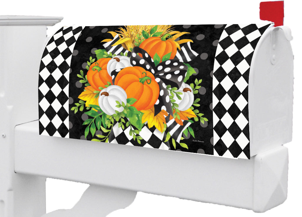 Mailbox Makeover-Black and White Planter