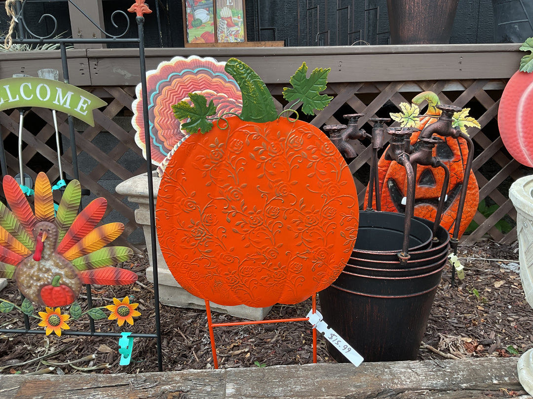 Pumpkin Yard Sign green & orange