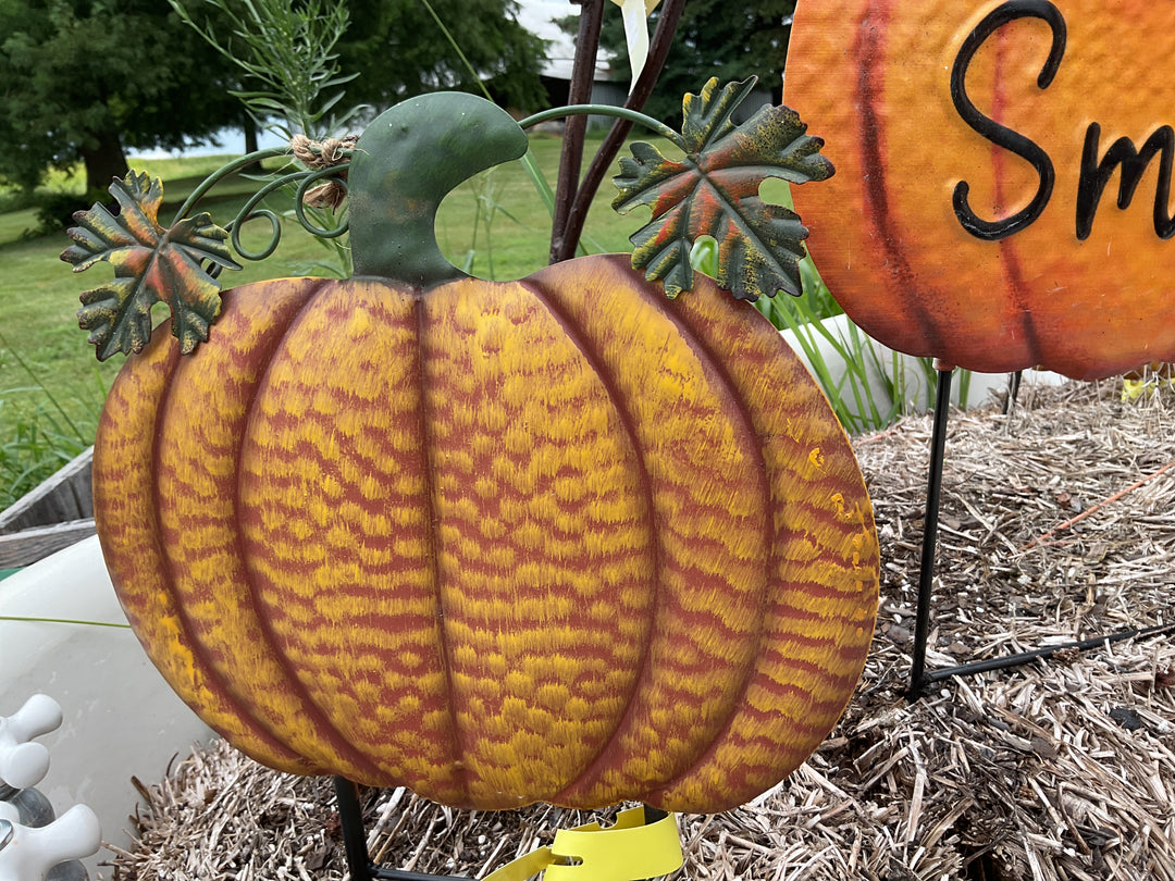 Small Pumpkin Yard Sign
