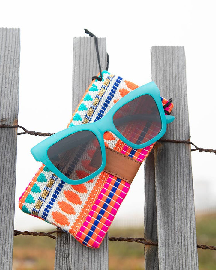 Adela - Agua  / Grad Brown Polarized