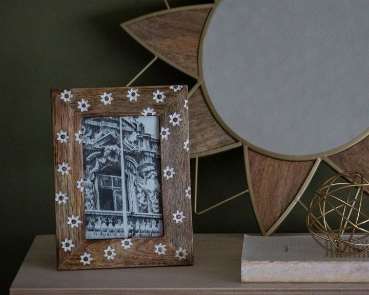 Alden White Flower 4x6 Photo Wood Picture Frame