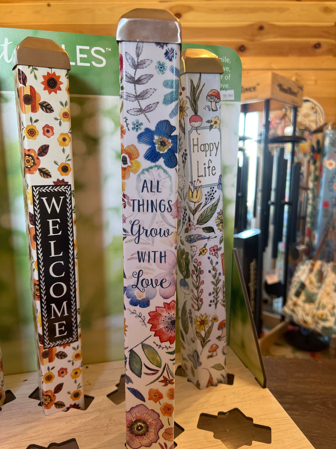 All things grow mini Art pole
