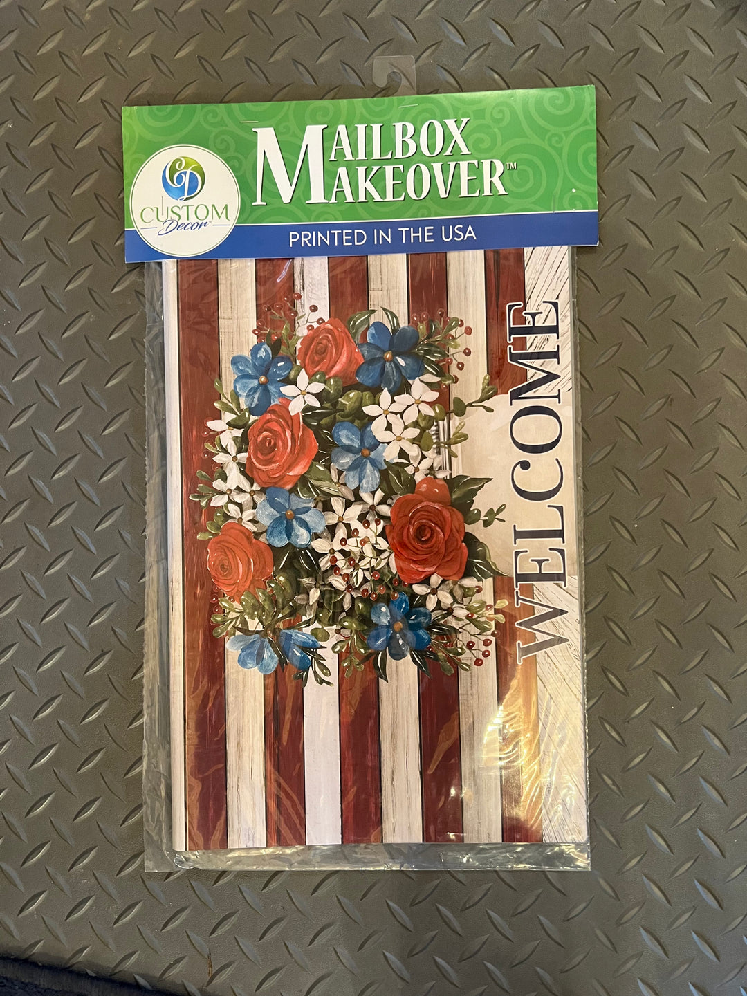 Mailbox Makeover- American Flowers