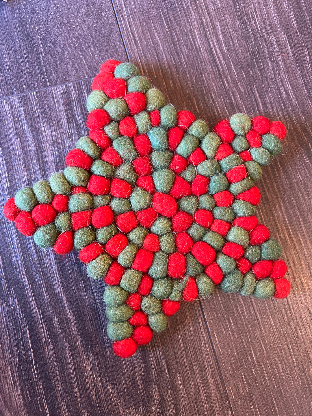 Wool Ball Star Trivet