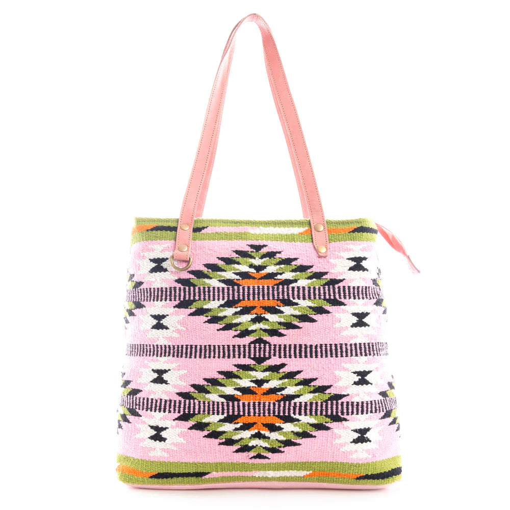 La Capitana Tote Bag