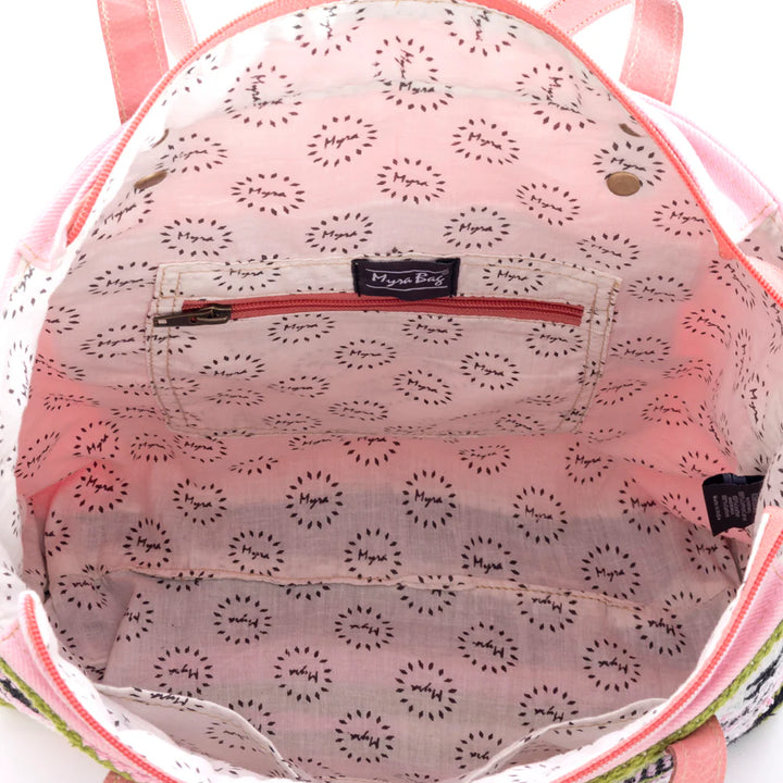 La Capitana Tote Bag