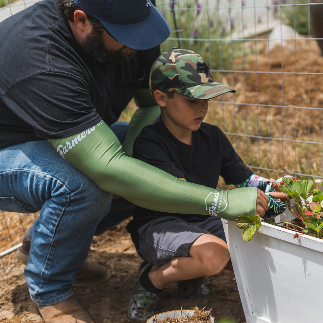 Farmers Defense Protection Sleeves -Forest Green