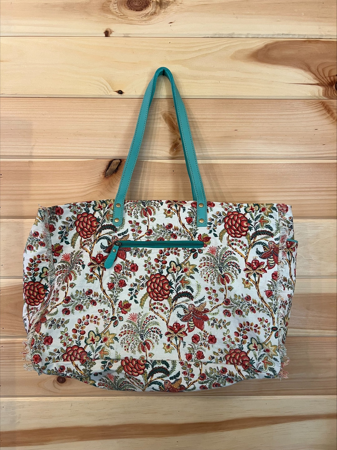 Myra Mariposa Weekender Bag