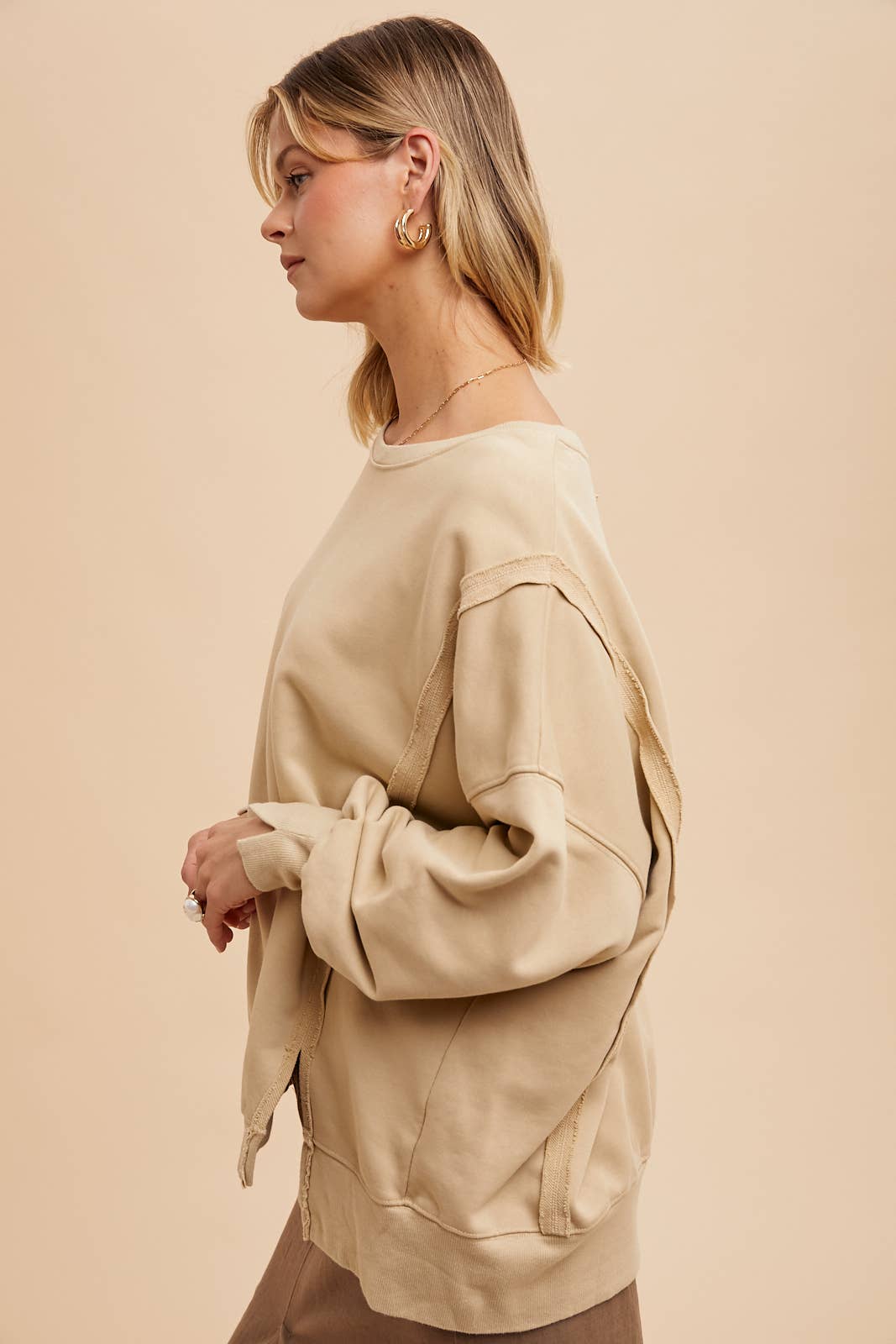 WASHED OVERSIZED PULLOVER