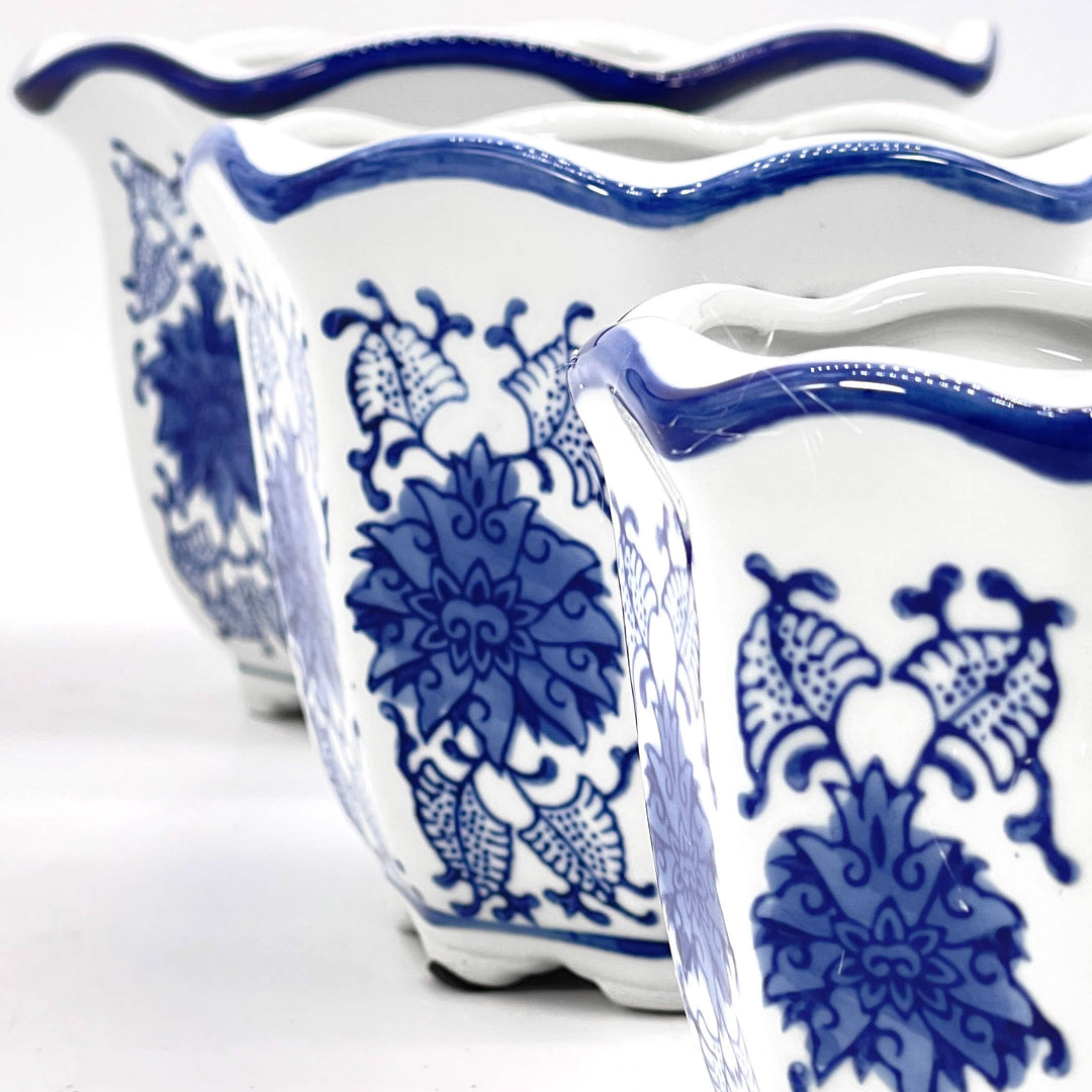 Set of 3 Blue & White Floral Ceramic Pots Ruffled Lip Style3
