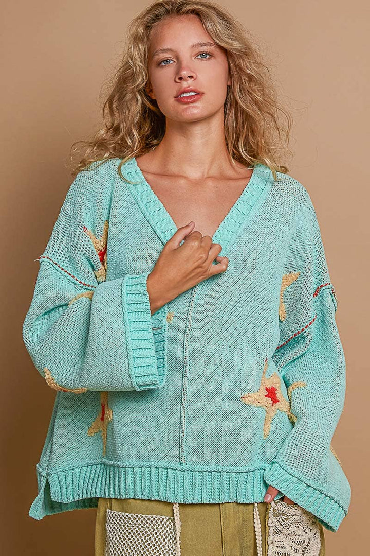 V neck long sleeve star patch sweater