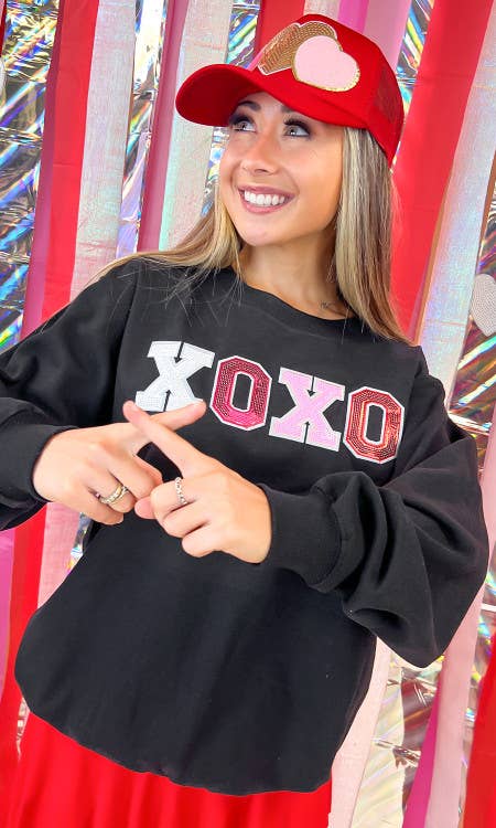 PRE ORDER- XOXO Sequin Valentine Graphic Sweatshirt