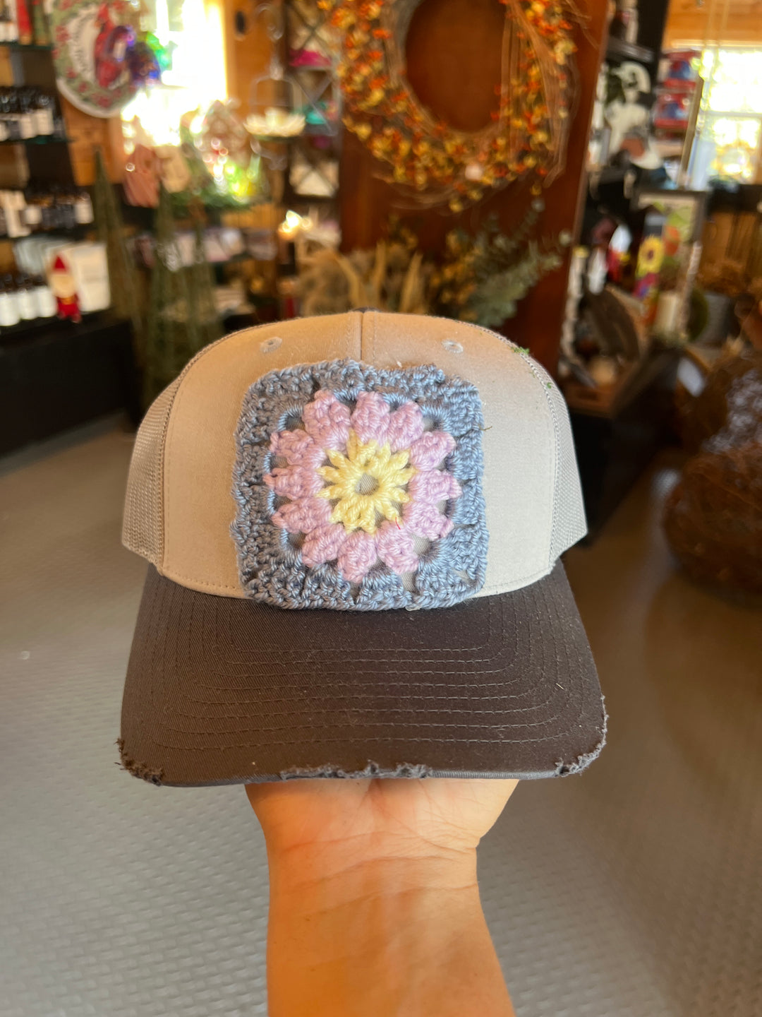 Granny Square Cap - Grey/Blue