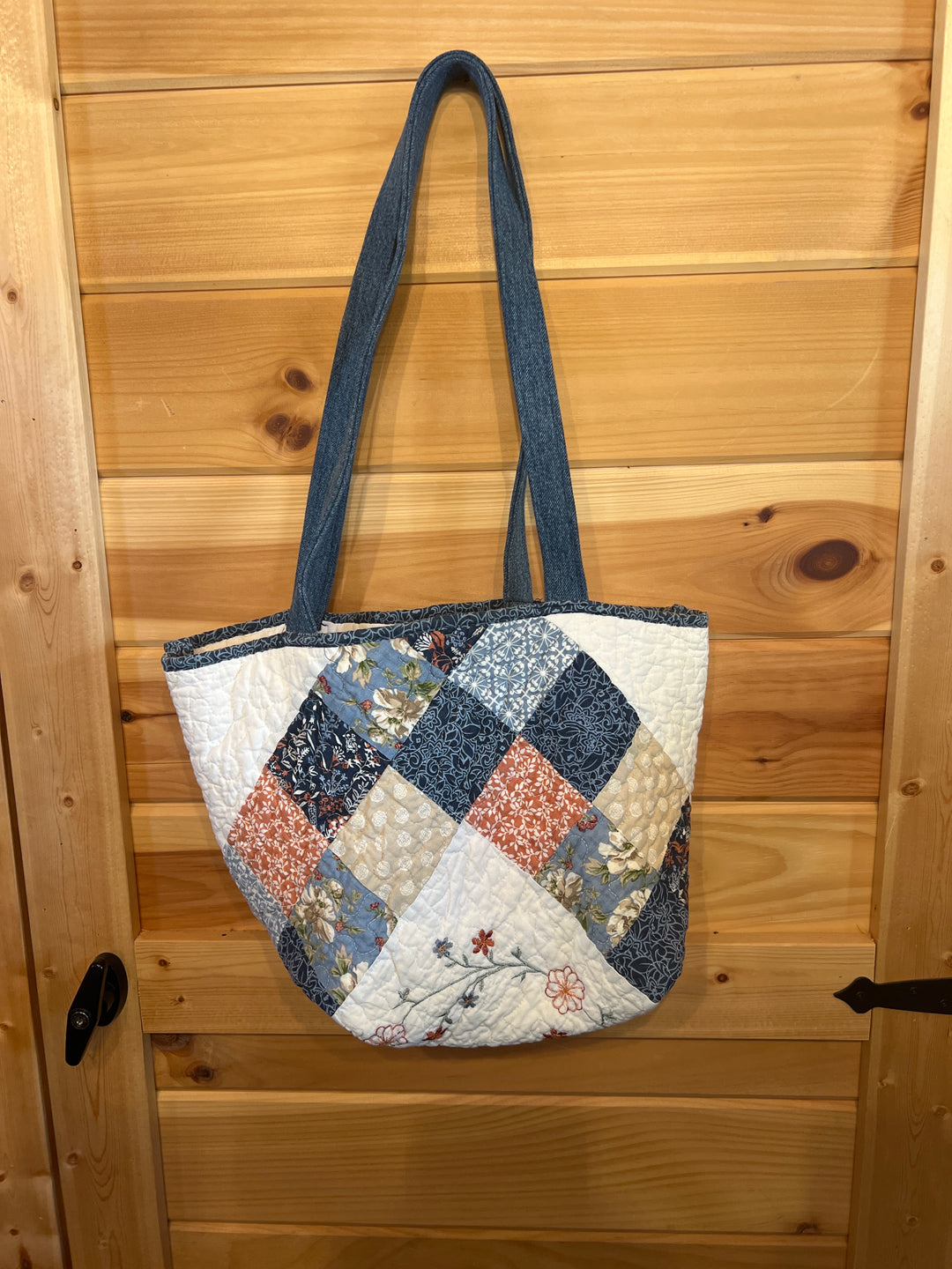 Quilt bag - blue and white floral