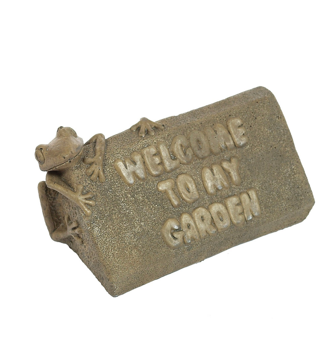 Frog Welcome Stone