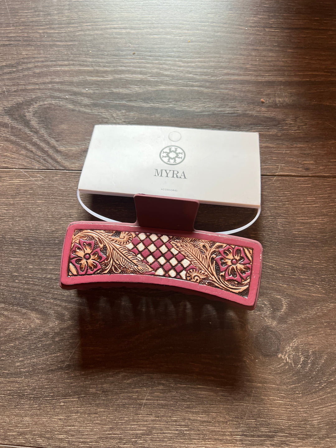 Myra Cindertrail Handtooled Hairclip in ebony cream