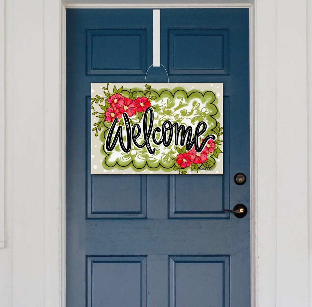 Green Scalloped Frame Floral Door Hanger