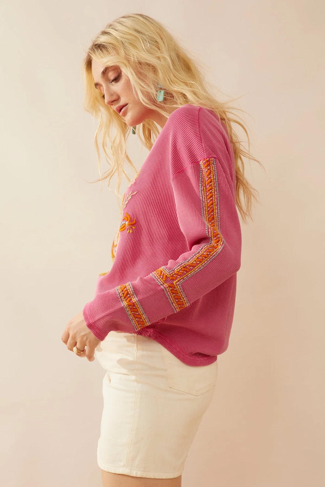 HADASS FLORAL EMBROIDERED TOP