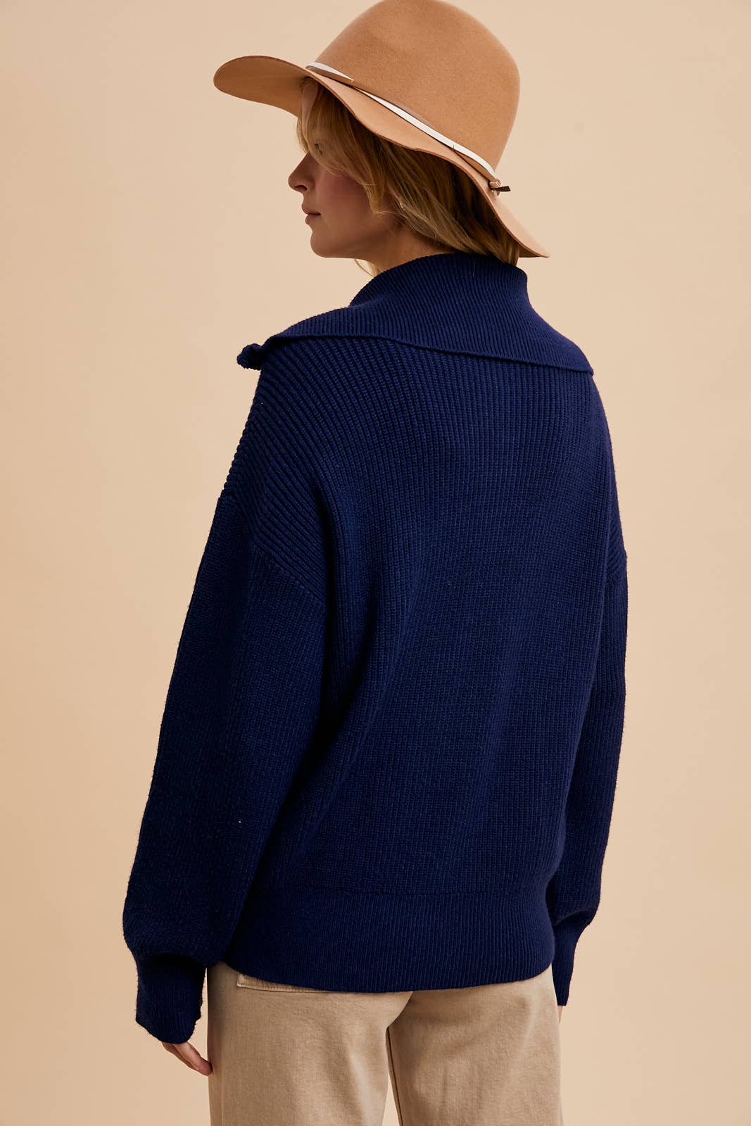 HALF ZIP KNITTED PULLOVER